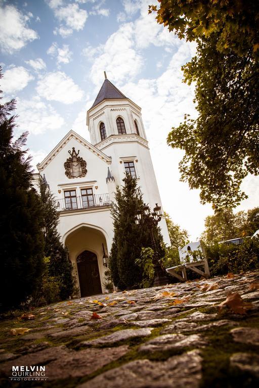 Schlosshotel Bredenfelde Exteriér fotografie